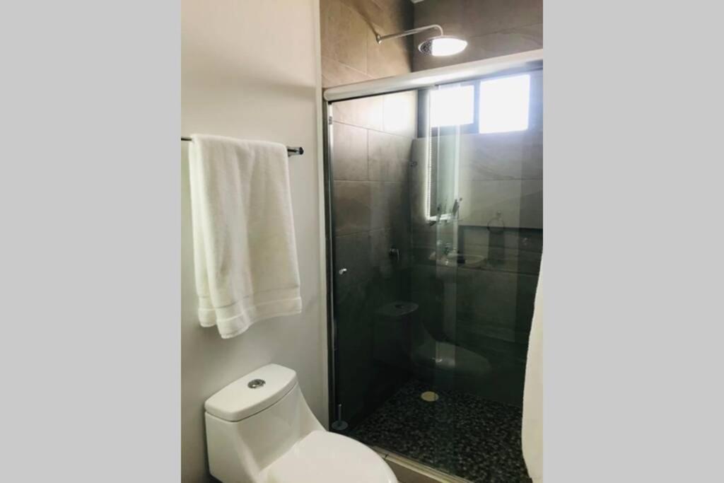 Modern Decor Apartment Near Ocean 马萨特兰 外观 照片